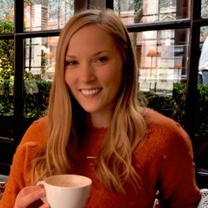 Meet your Posher, Nicole